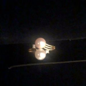 Pearl ring